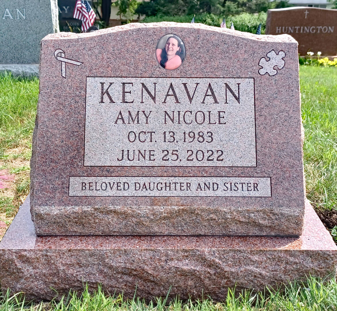 Kenavan-Amy.jpg